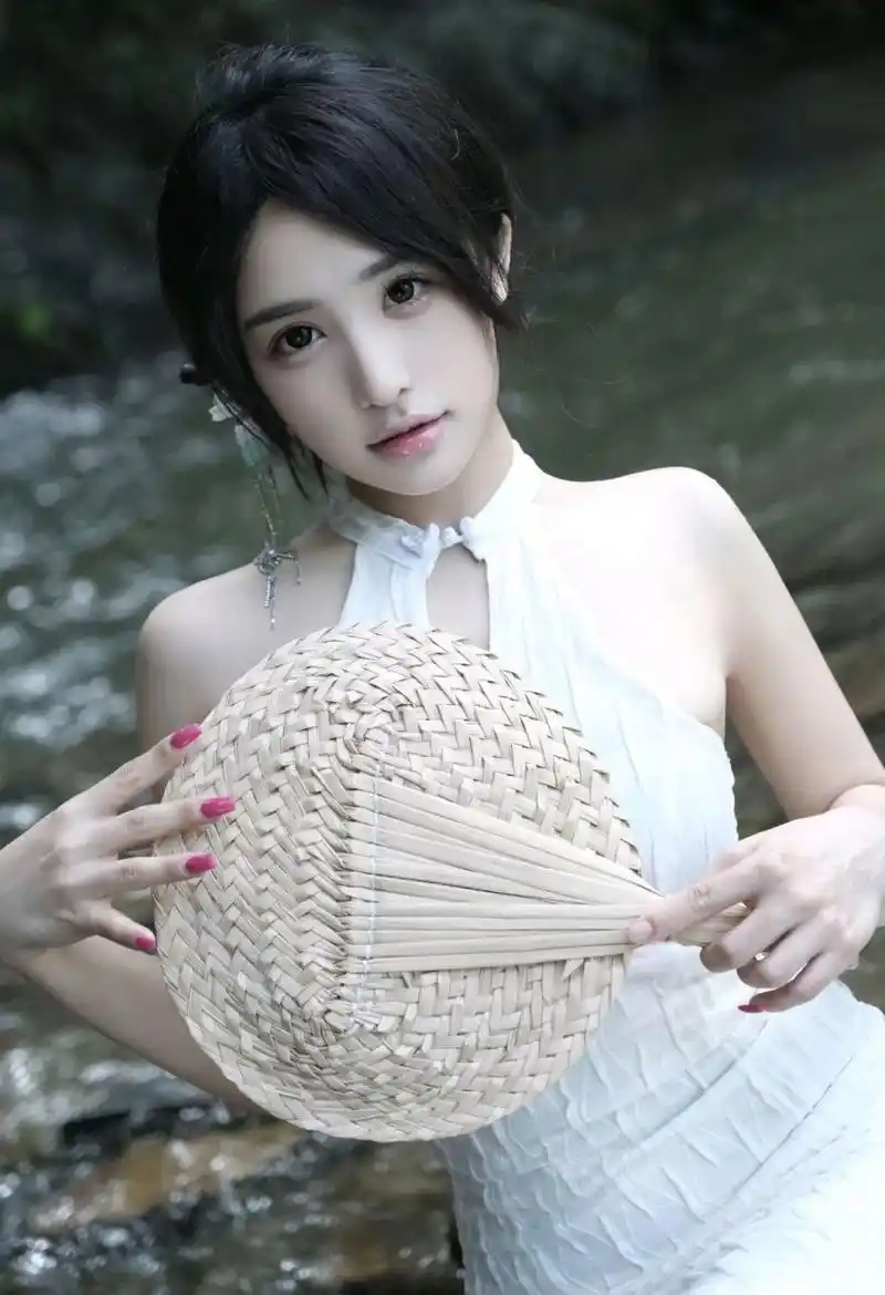 熟女剧集她的第二次人生海报